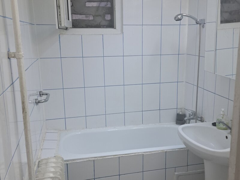 Brancoveanu, proprietar, p/4, mobilat, colaborez, ocazie